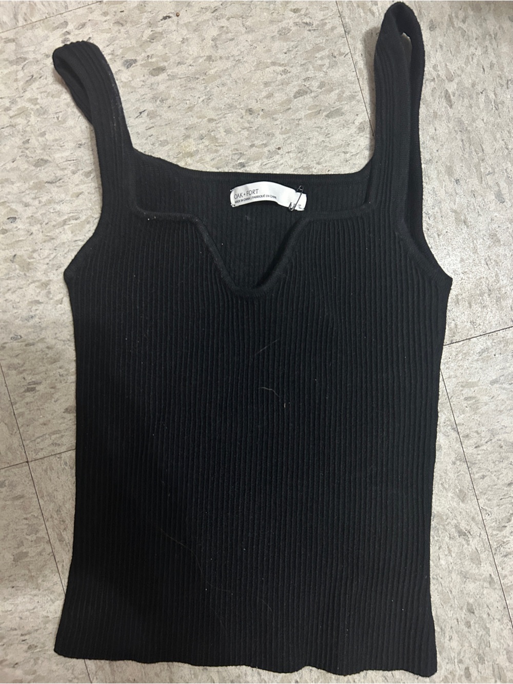 OAK + FORT Black Ribbed V-Notch Tank Top